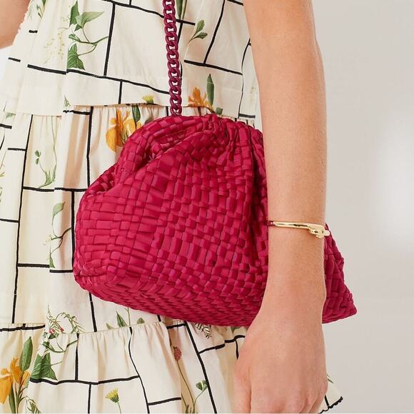 Maria de la Rosa Game Clutch - Picture 8 of 9